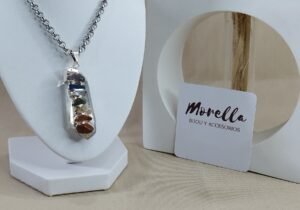 Cadena con dije de cuarzo cristal 7/chakras