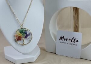 Cadena y dije árbol de la vida 7 chakras