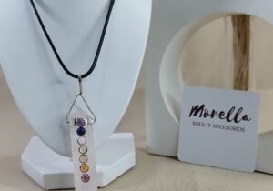 Cordón con dije cuarzo rosa /7 chakras