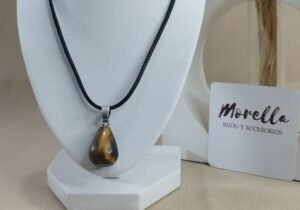 Cordón con dije ojo de tigre