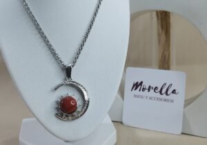 Cadena con dije jaspe rojo