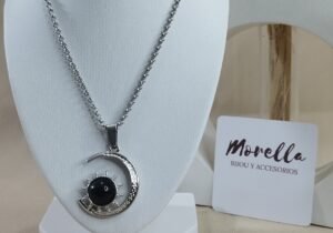 Cadena con dije de obsidiana negra
