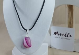 Cordón con dije ágata rosa