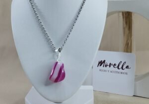 Cadena con dije ágata rosa