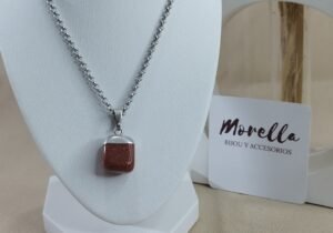 Cadena con dije del sol